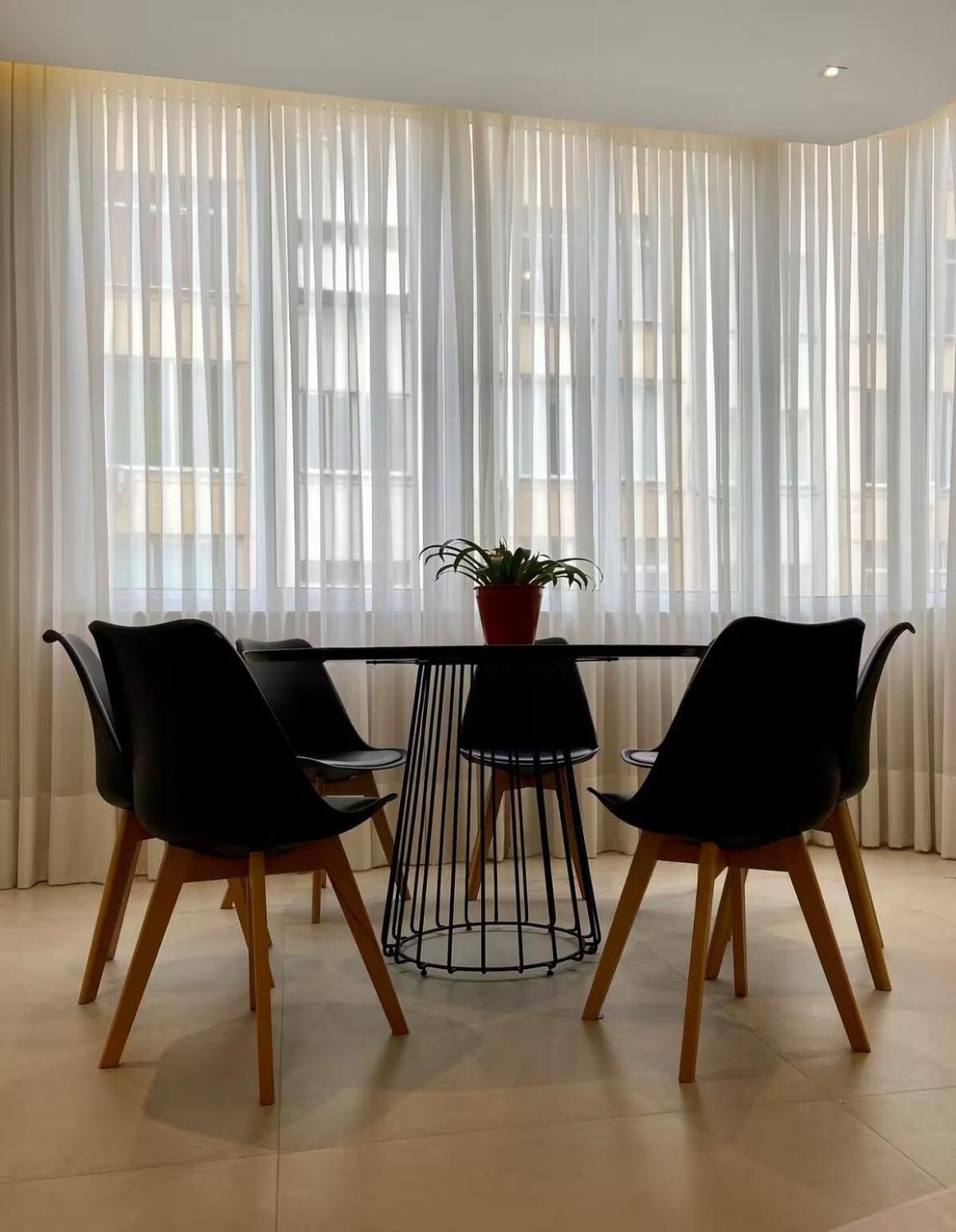 Apartamento Moderno Em Copacabana * Rio de Janeiro