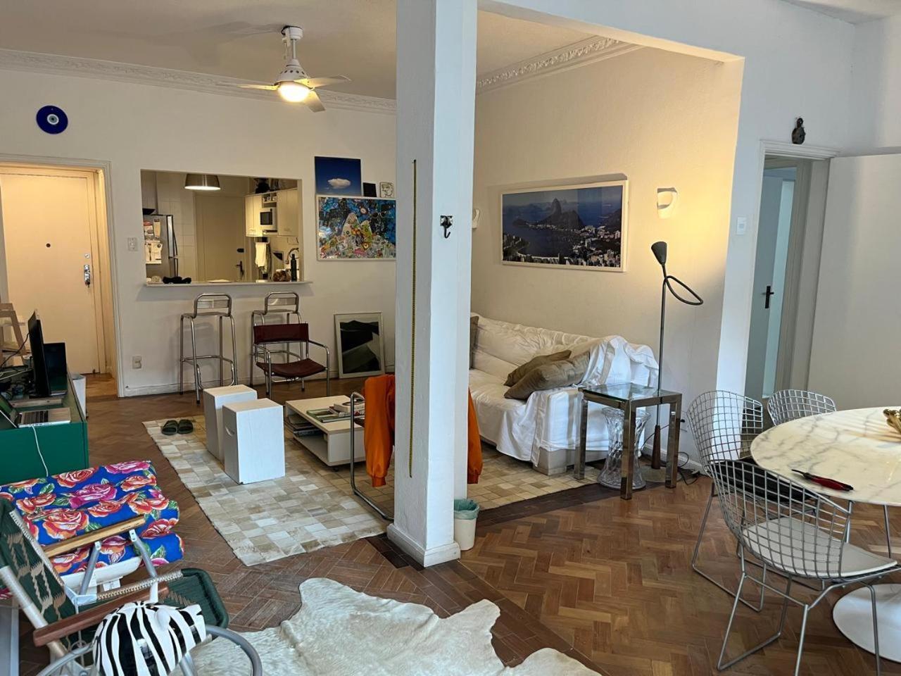 Apartamento Na Praia, Com Terraco E Jardim- Leblon 2