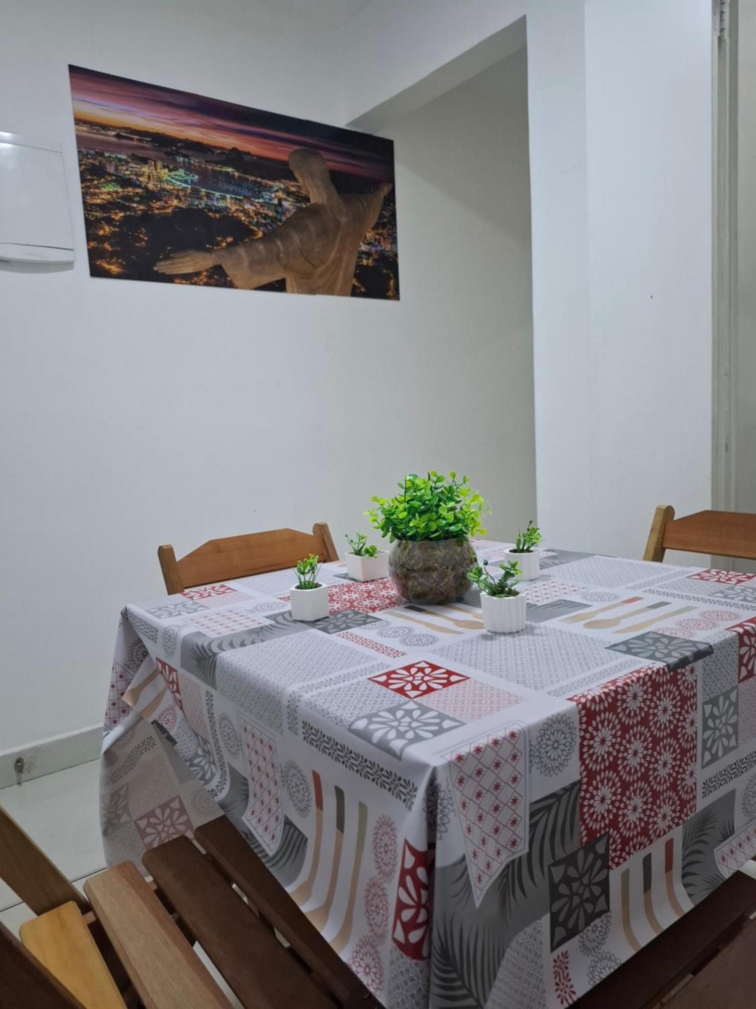 Apartamento Vista No Cristo A Uma Esquina Da *