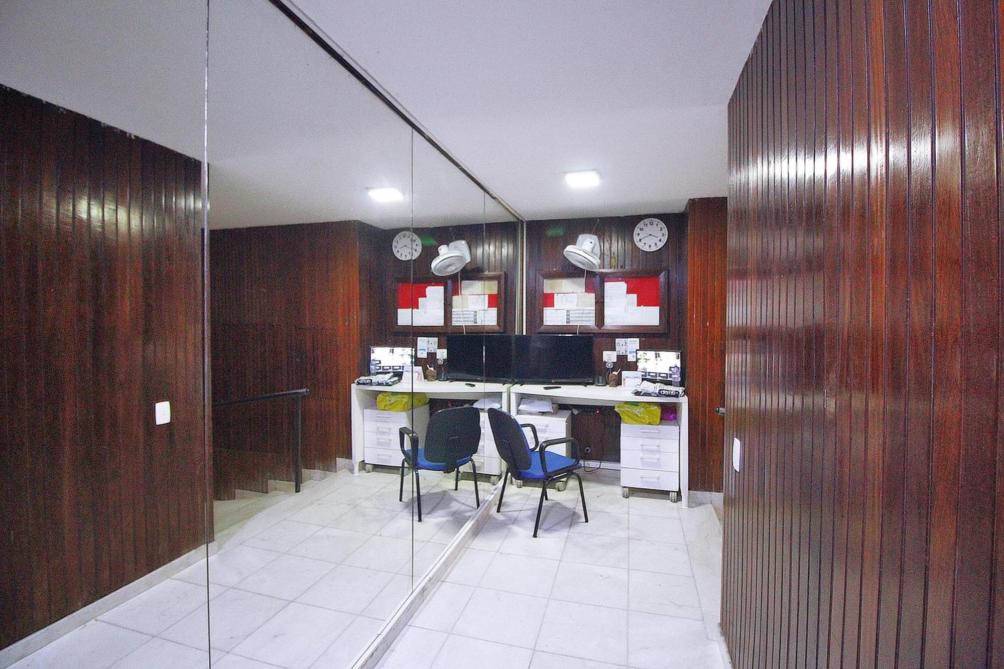 Belo Sala 3 Quartos Com Vaga De Garagem