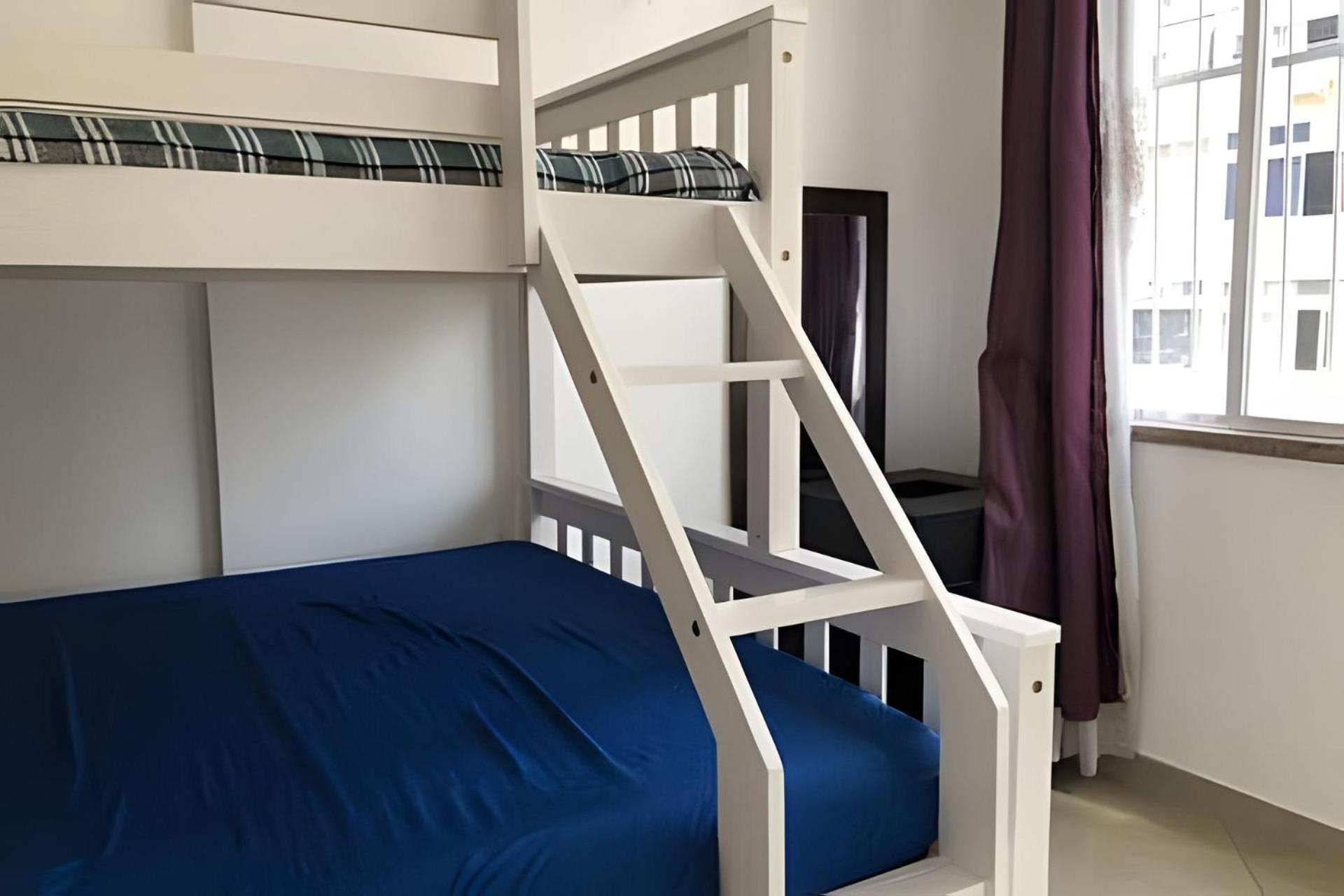Apartamento Apto Em Copacabana, Perto Da Do Leme
