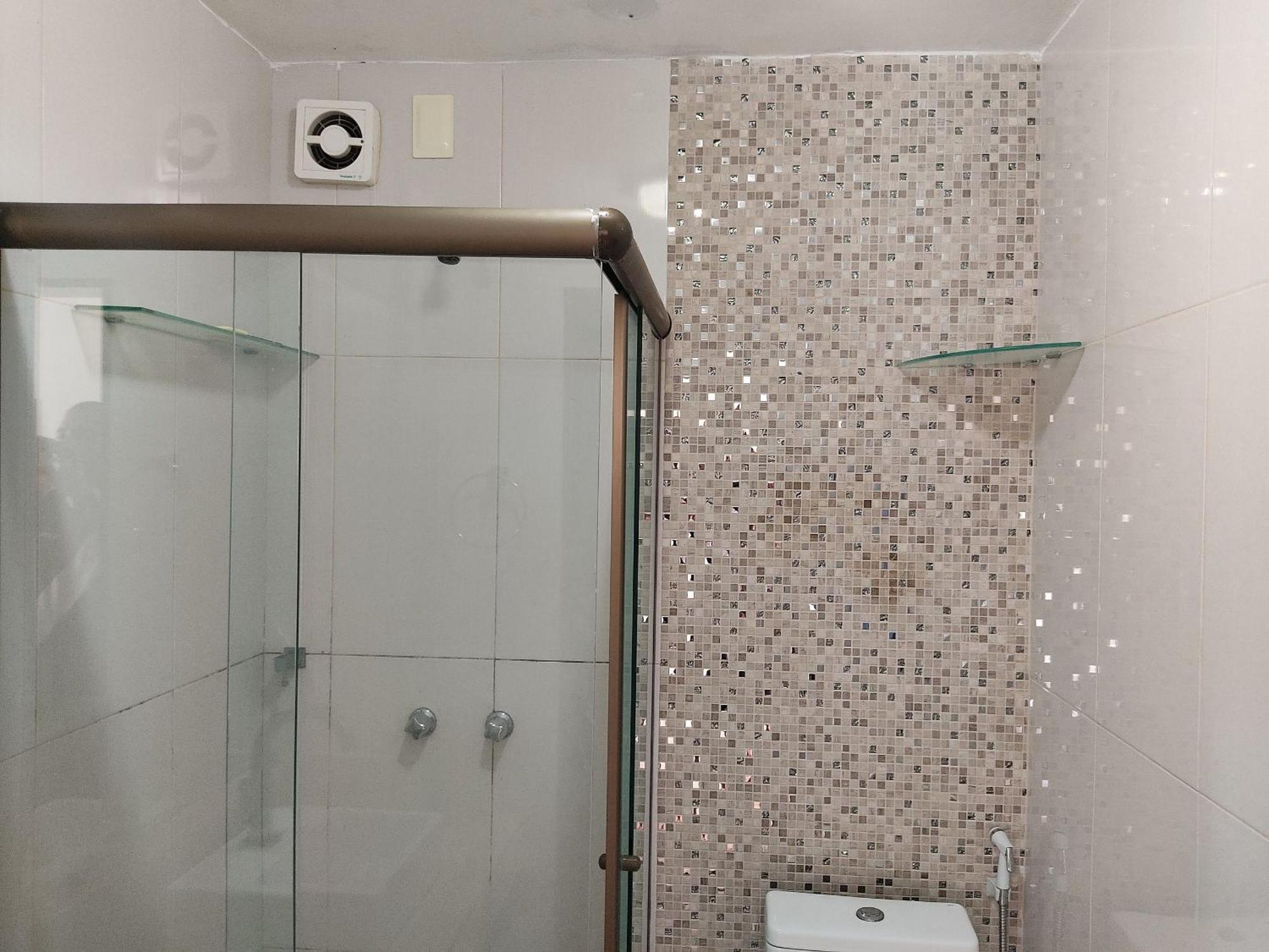 Apartamento Apto Em Copacabana, Perto Da Do Leme *