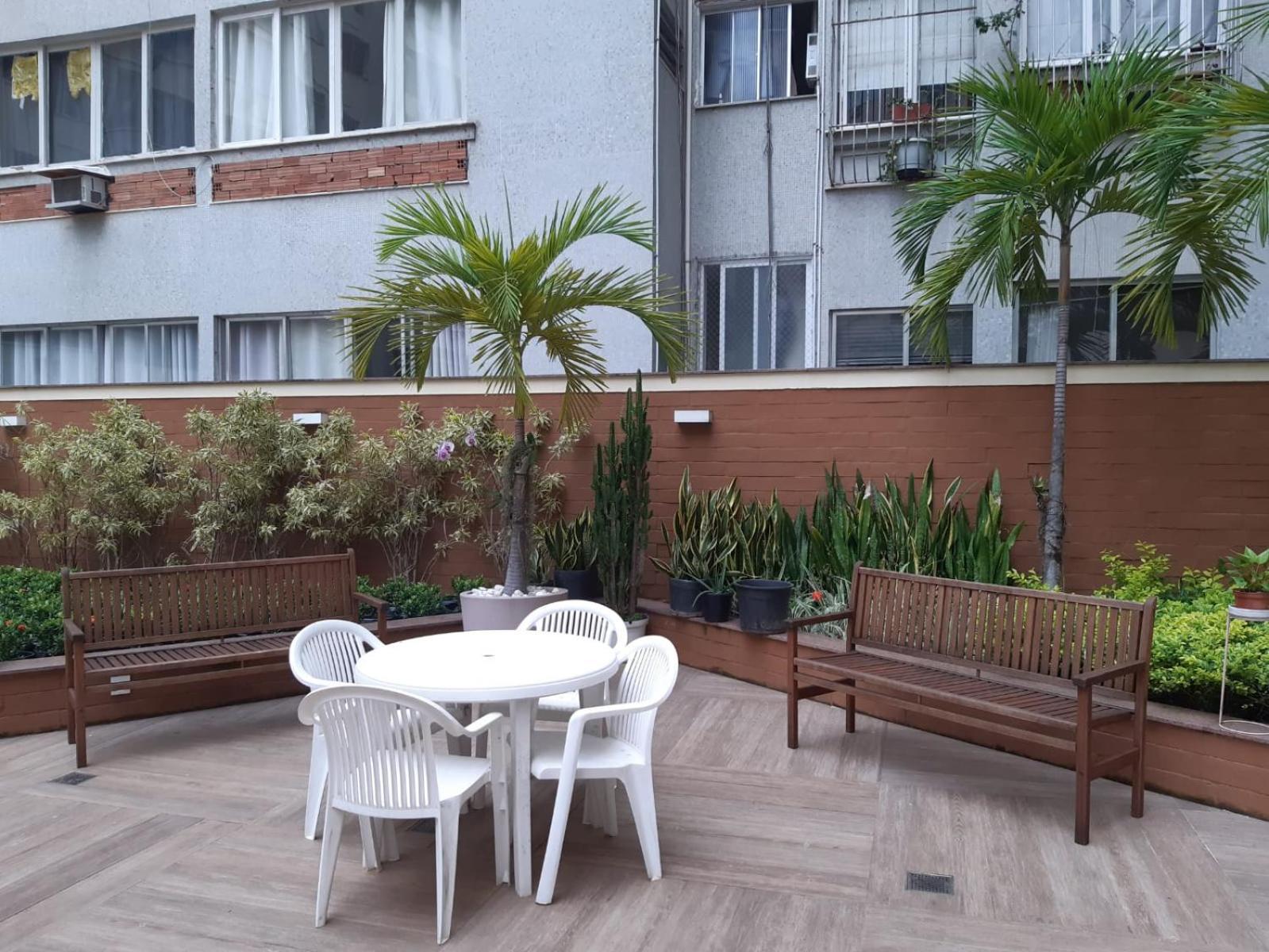 Apartamento Atlantico Palace - Piscina Em Copanema - Posto 6