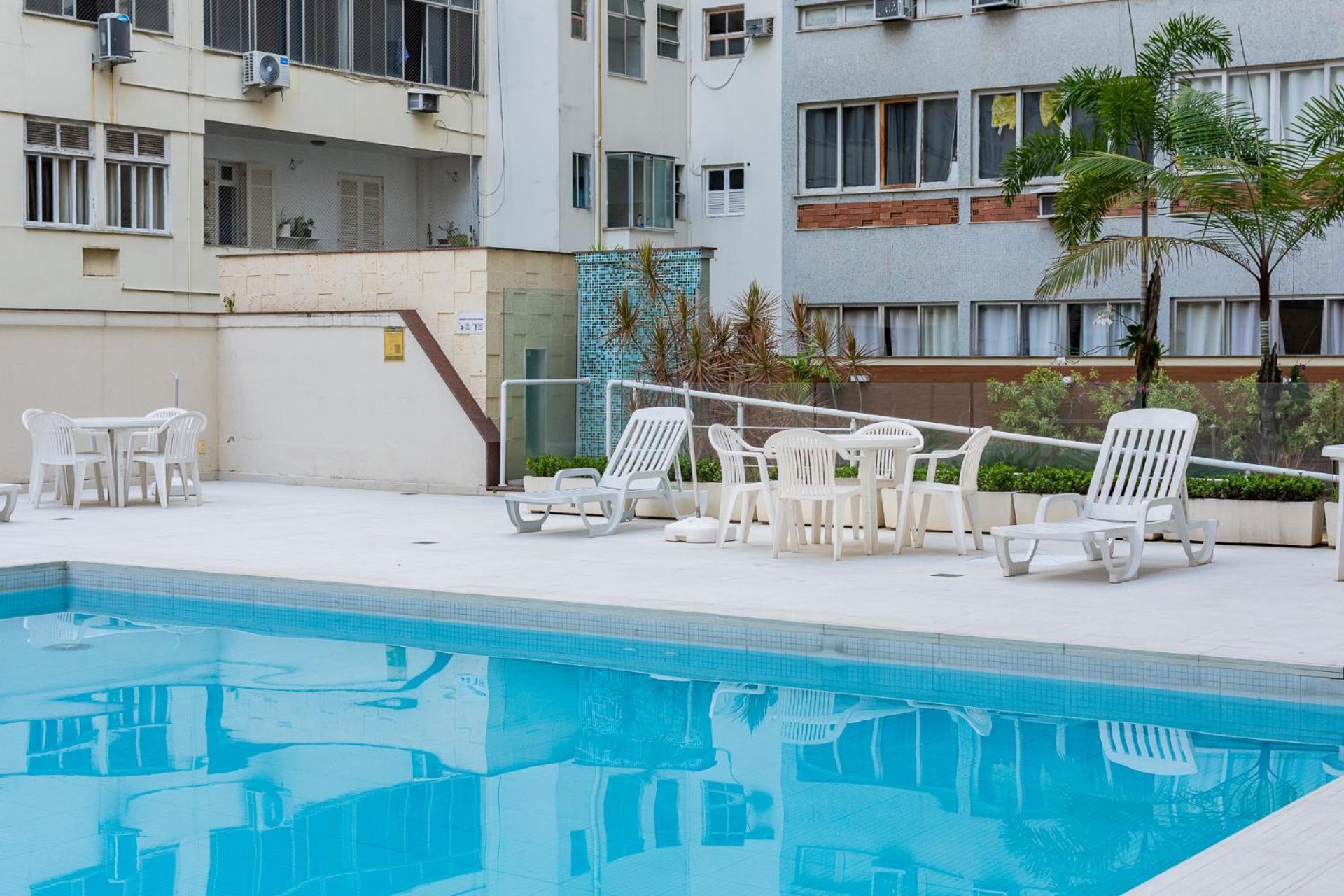Atlantico Palace - Piscina Em Copanema - Posto 6 *