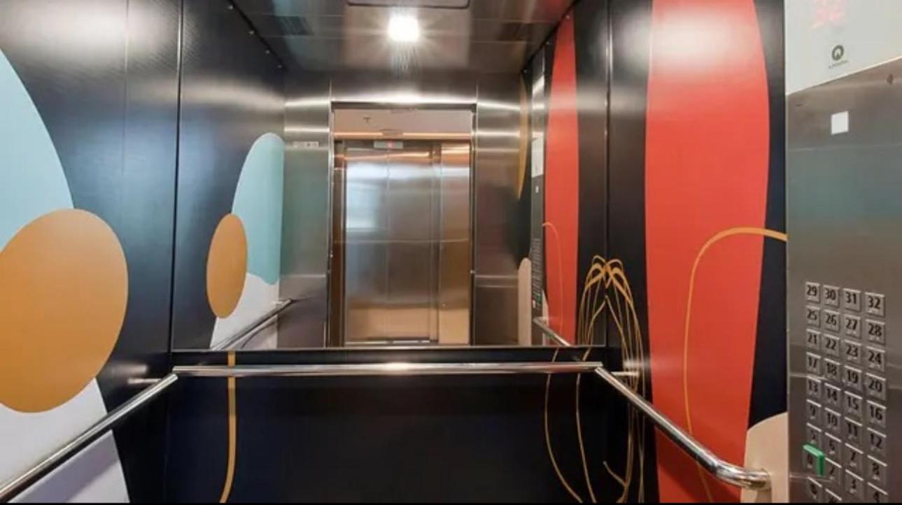 Flat Industrial Skylux Piscina E Netflix *