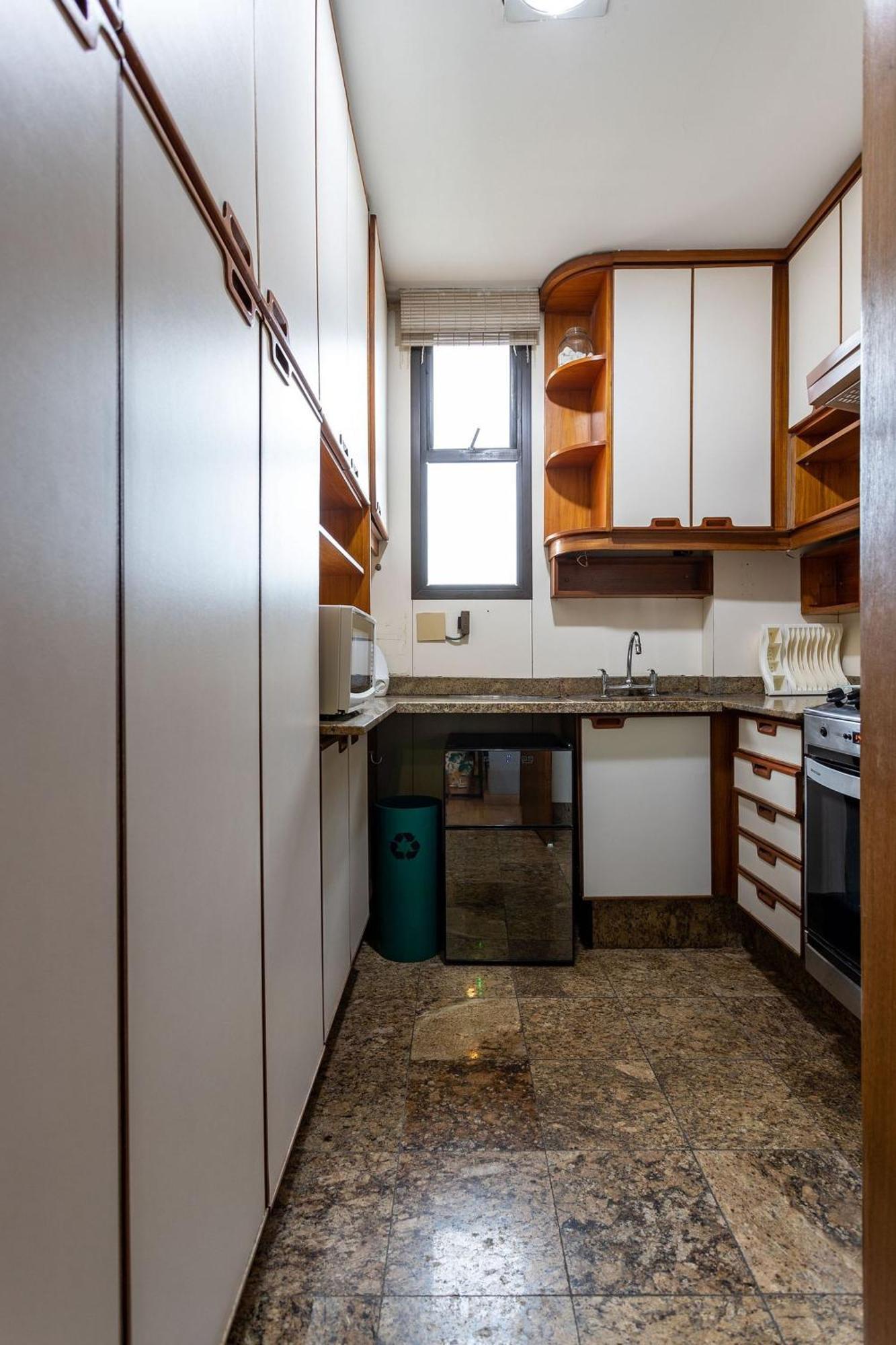 Apartment A 150 Metros Da Do Leblon Com Academia, Arrumacao Diaria E Vista Mar *