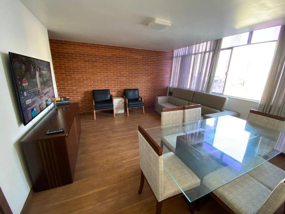 Ipanema Alto Padrao, 03 Quartos Com Suite, 03 Banheiros, Portaria 24h *