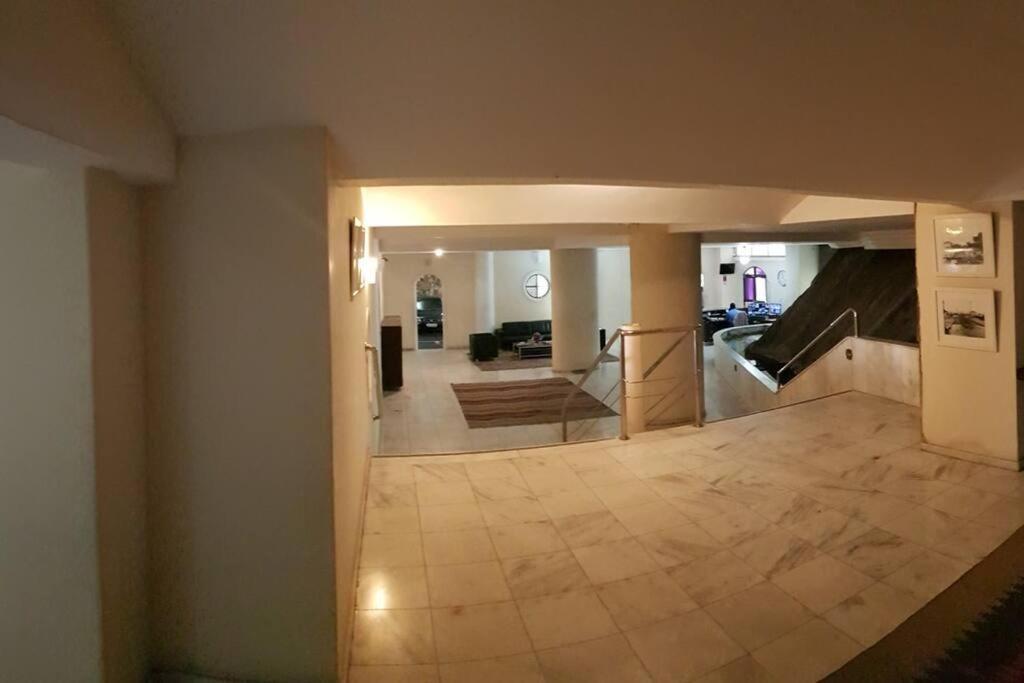 Apartamento Ipanema Alto Padrao, 03 Quartos Com Suite, 03 Banheiros, Portaria 24h