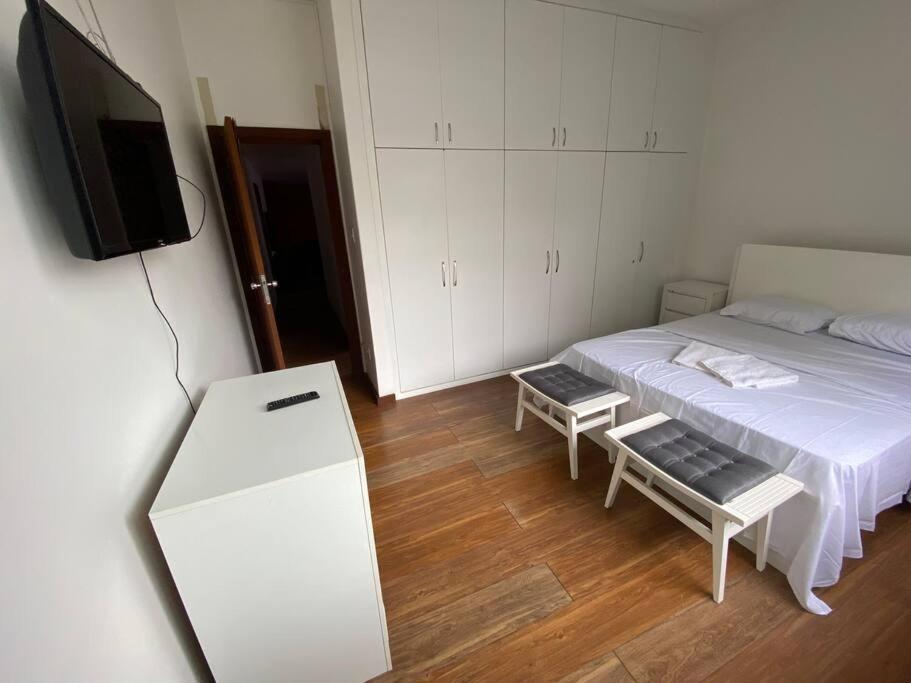 Apartamento Ipanema Alto Padrao, 03 Quartos Com Suite, 03 Banheiros, Portaria 24h Rio de Janeiro