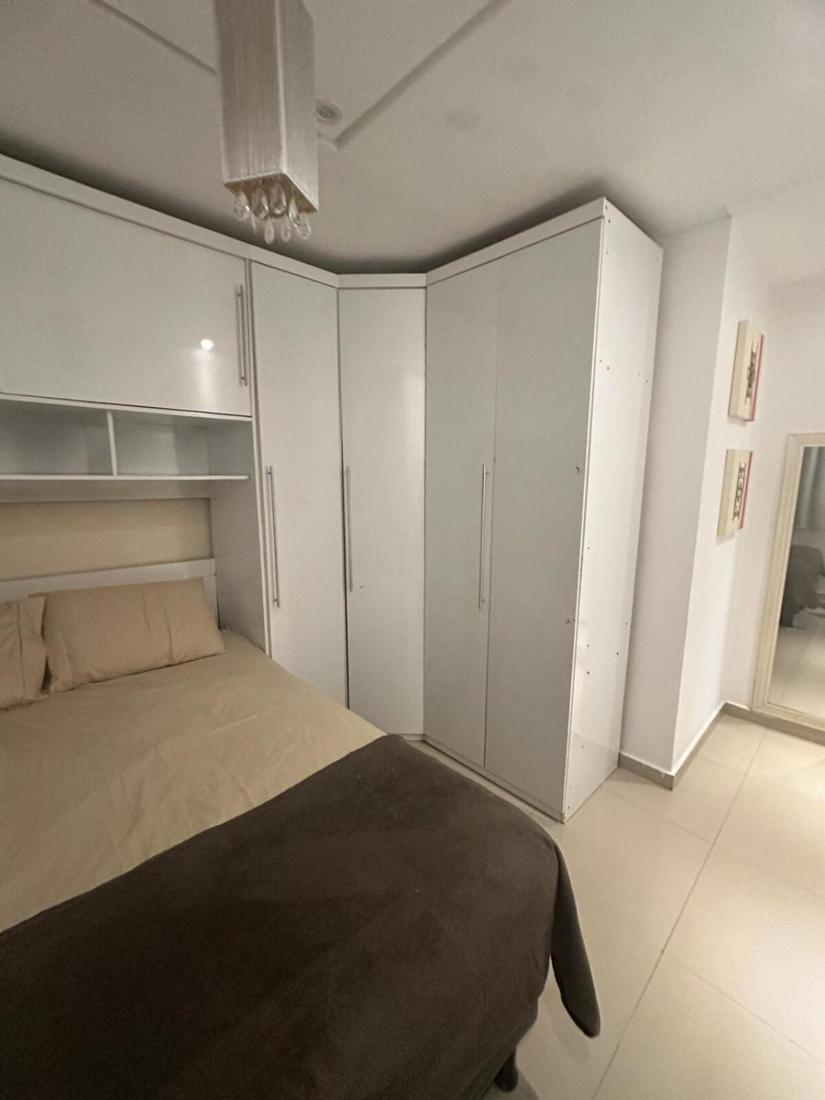 Apartamento Excelente Com Dois Quartos *