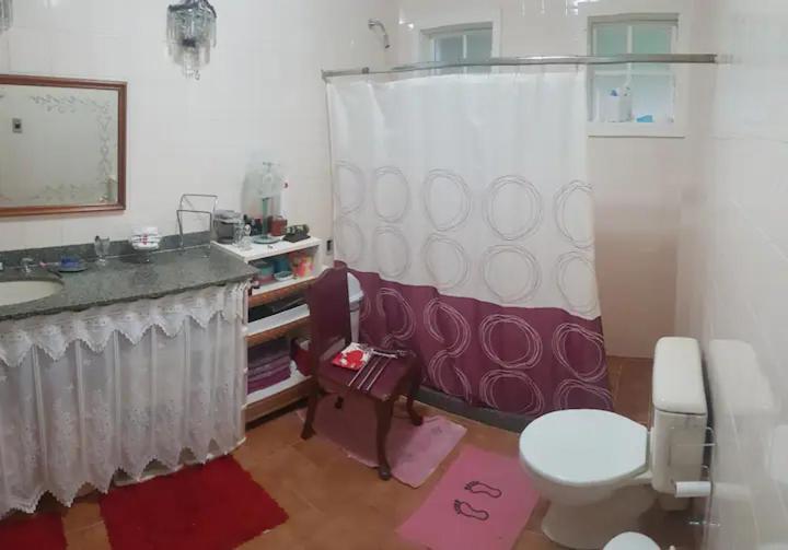 Blue House Hosting Quarto em Acomodações Particulares