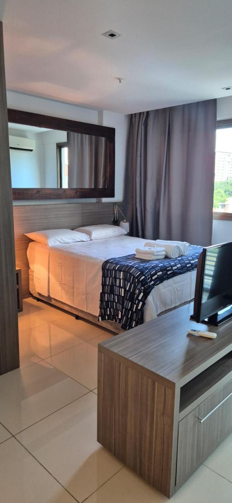 210 Aparthotel *