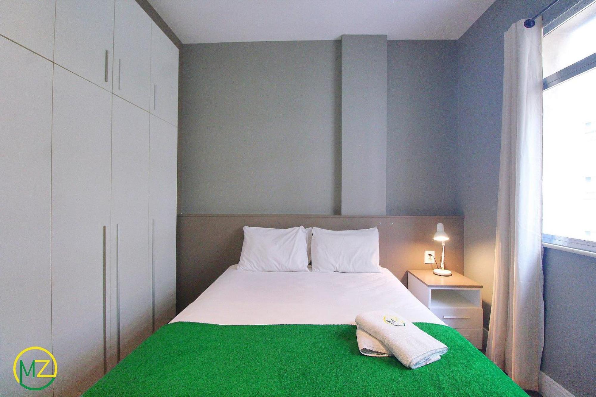 Apartamento Fantastico Sala E No Posto 5 Em Copacabana *