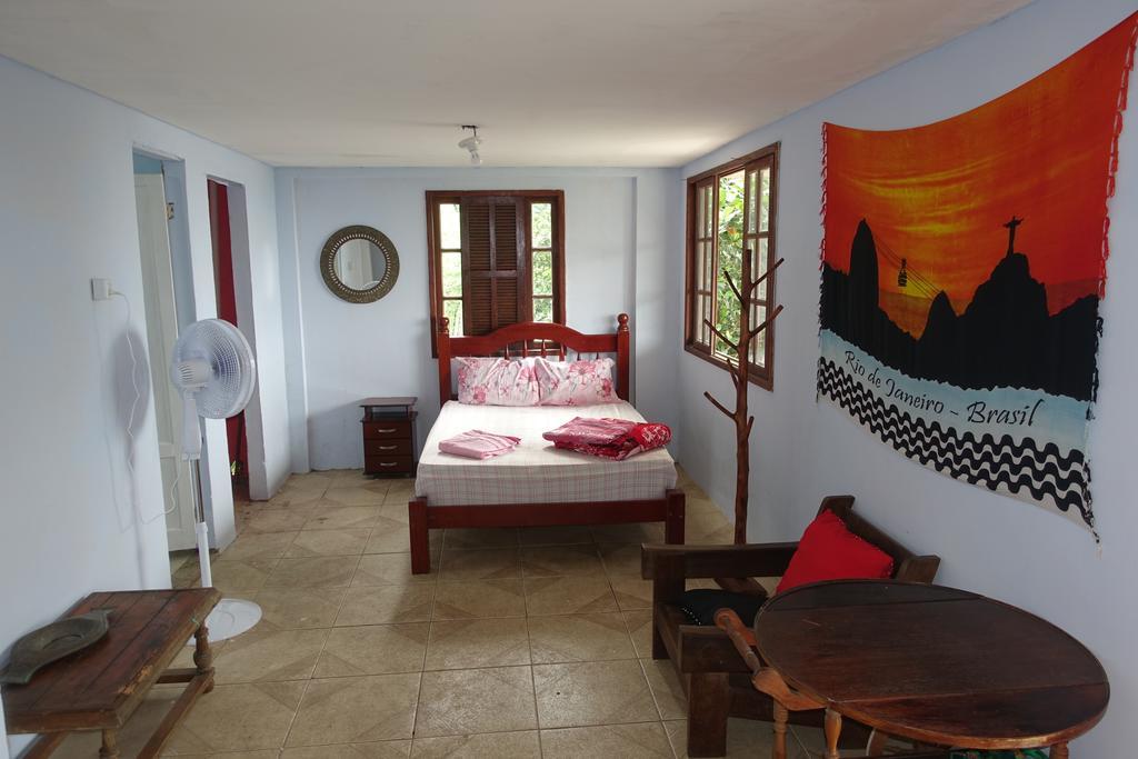 Favelinha Hostel
