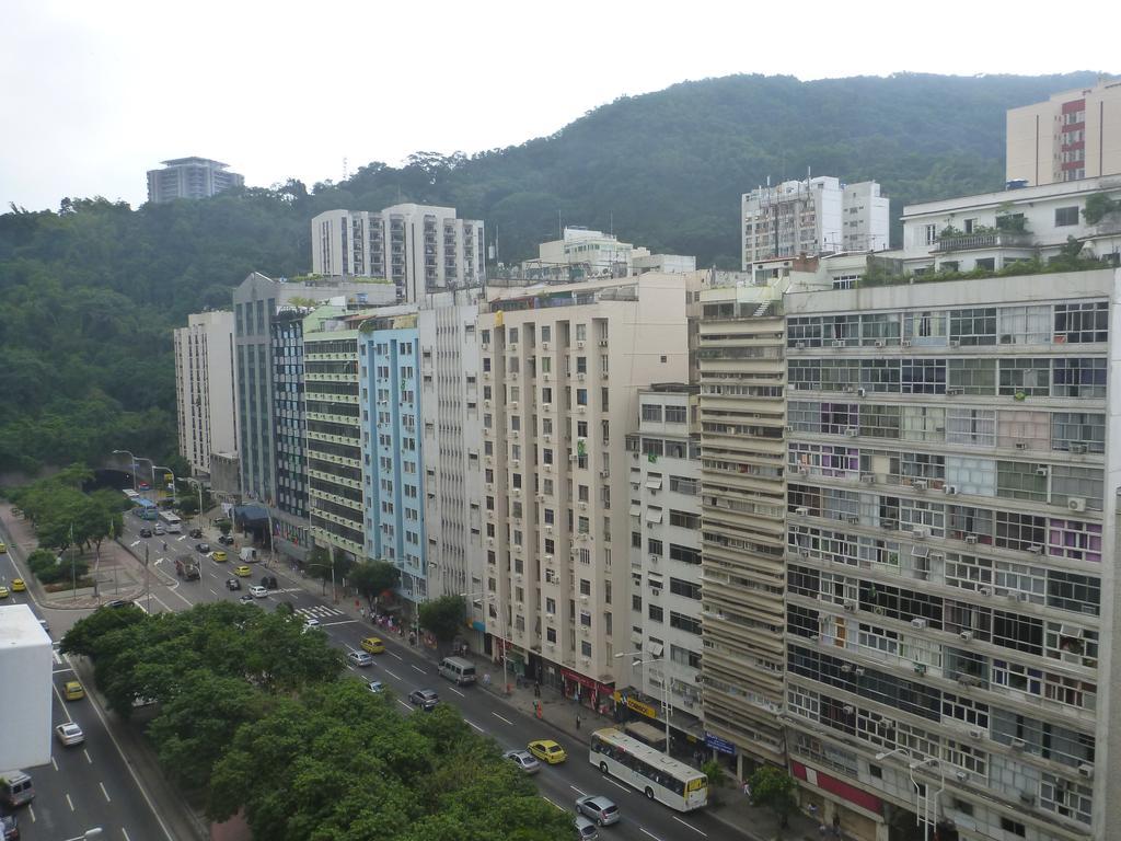 Copacabana Oceanview Suites: High-floor Retreat With Modern Comforts *