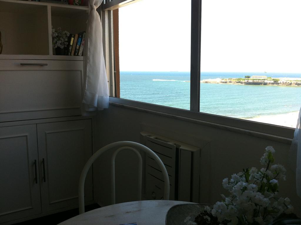 Apartment Front Ocean Copacabana