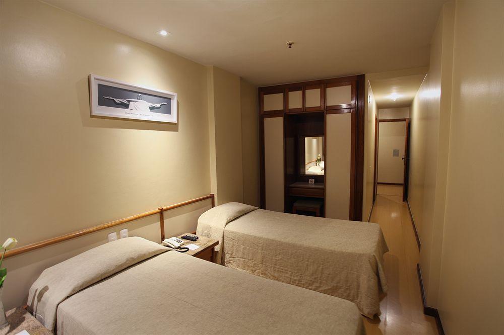 Hotel Mengo Palace