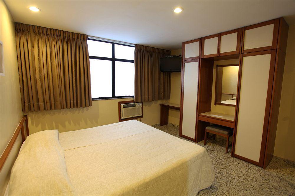 Mengo Palace Hotel 3*