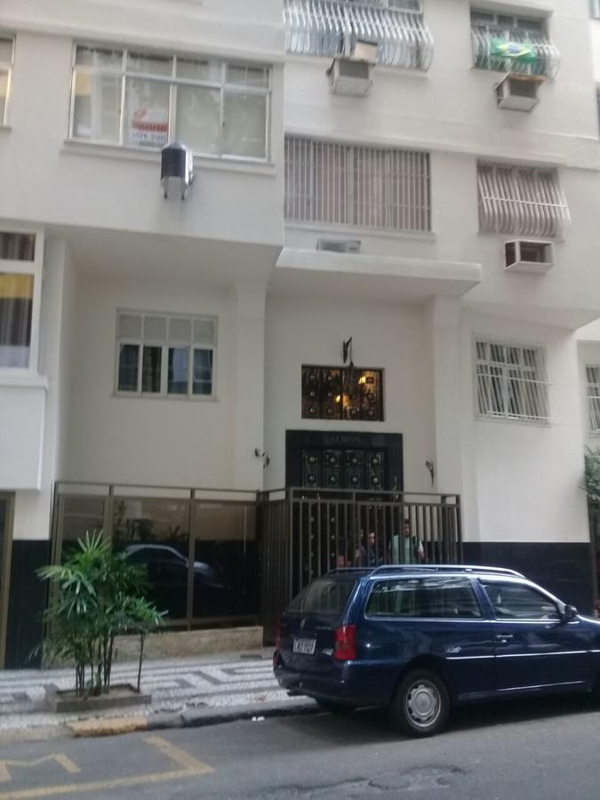 Apto. Confortável Em Copacabana Apartamento