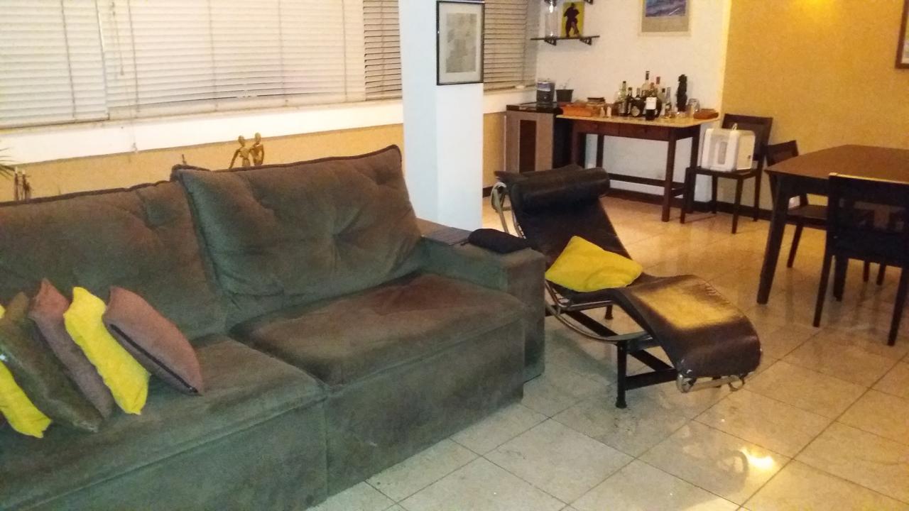 Apto. Confortável Em Copacabana Apartamento *
