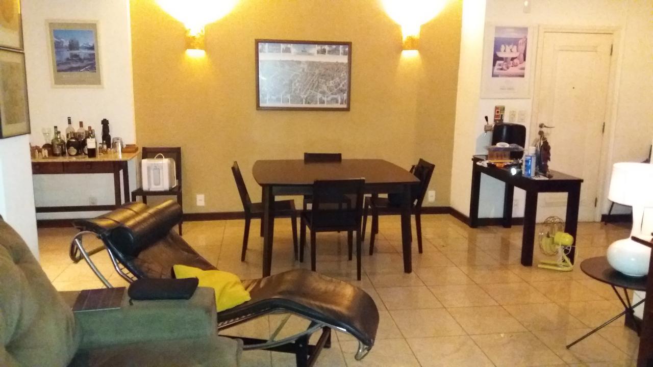 Apartamento Apto. Confortável Em Copacabana *