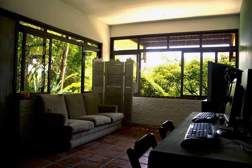 Albergue Rio Nature Hostel *