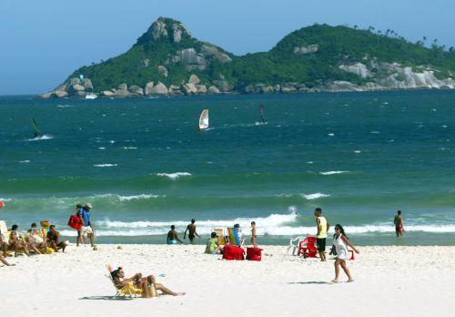 Copacabana Paraiso Tropical