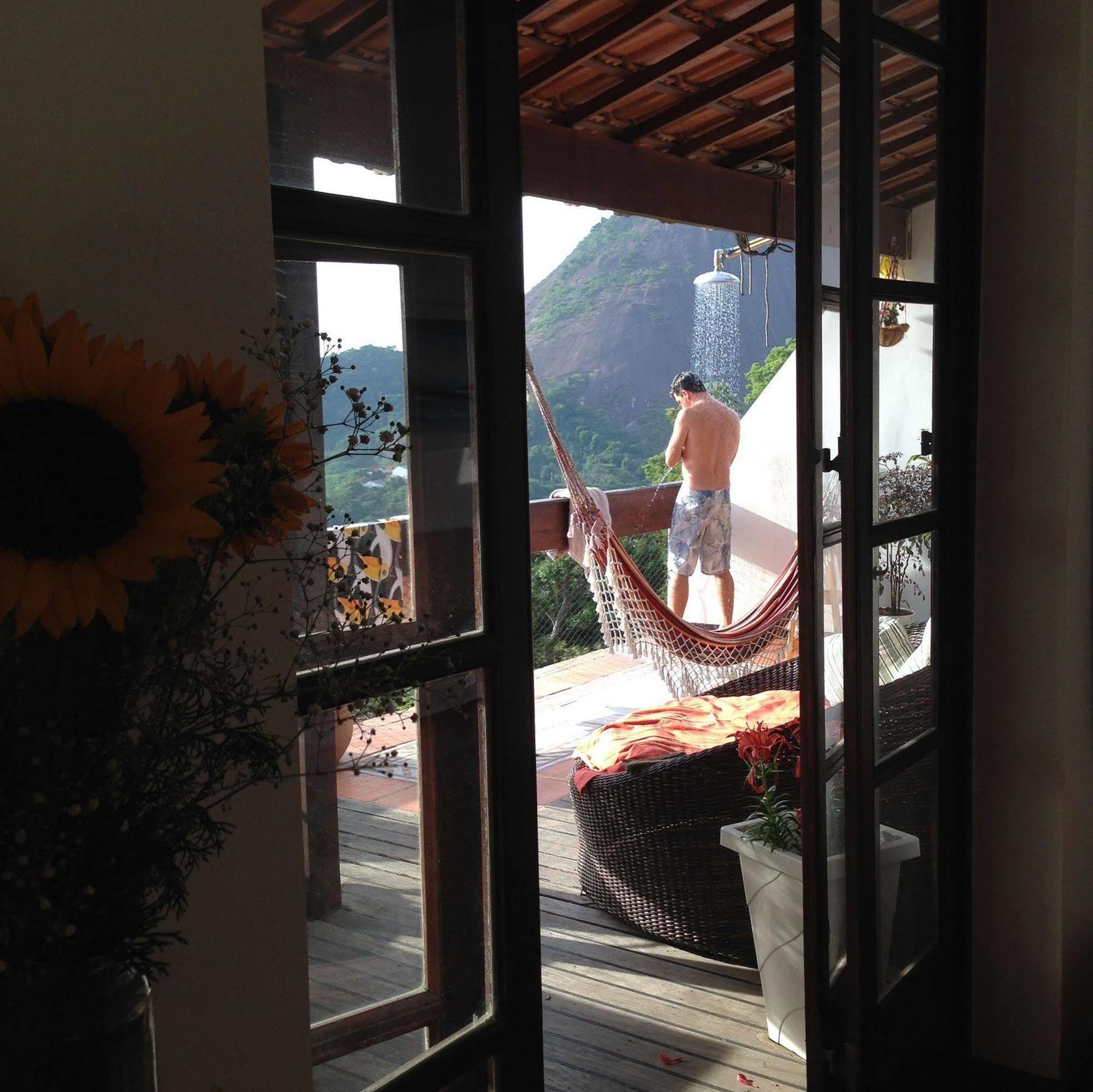 Casa Dois Irmaos Bed & Breakfast 2*
