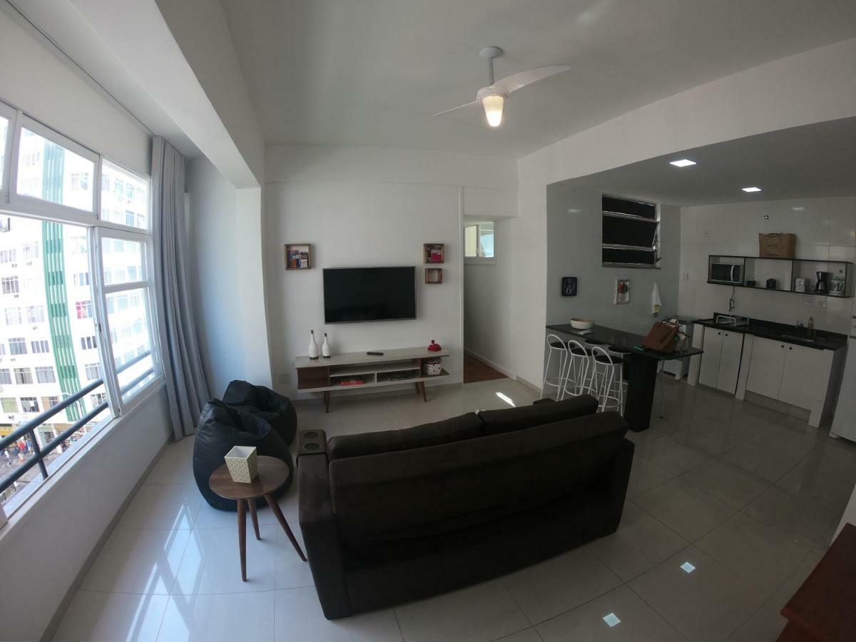 Amazing In The Heart Of Copacabana *