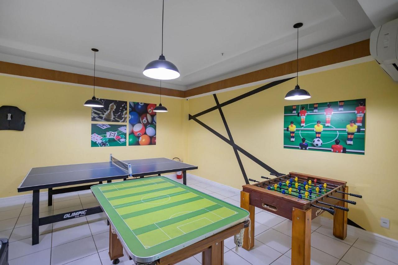 3 Quartos Com Estacionamento Em Com Portaria 24h, Piscina, Sauna E Parquinho Infantil - Com Ar Condicionado, Smartv, Wi-fi 120 Mbps E Cozinha Completa *
